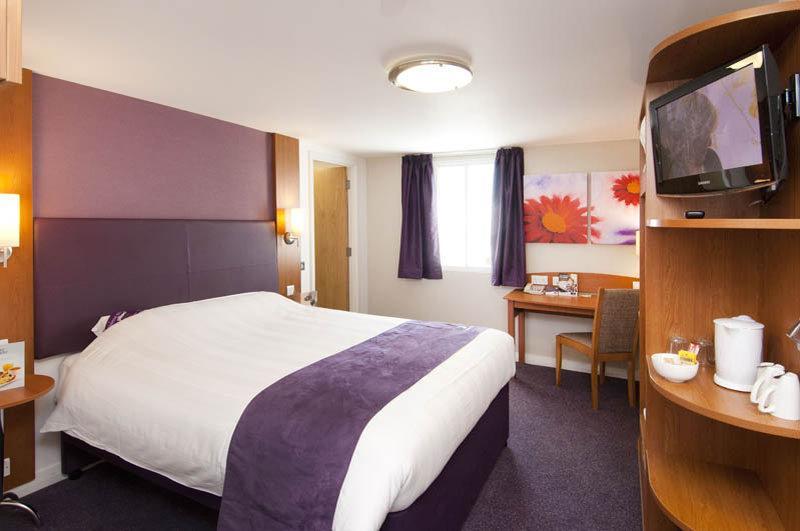 Premier Inn Harlow Ngoại thất bức ảnh